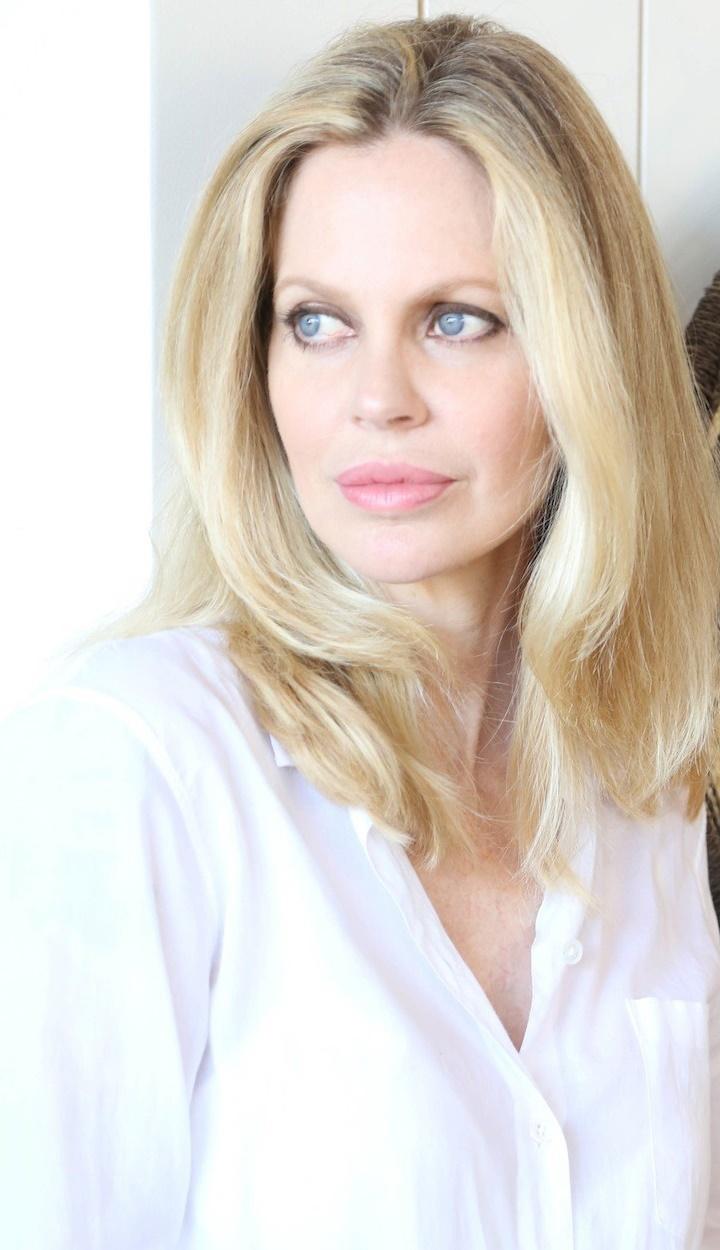 Kristin Bauer van Straten image