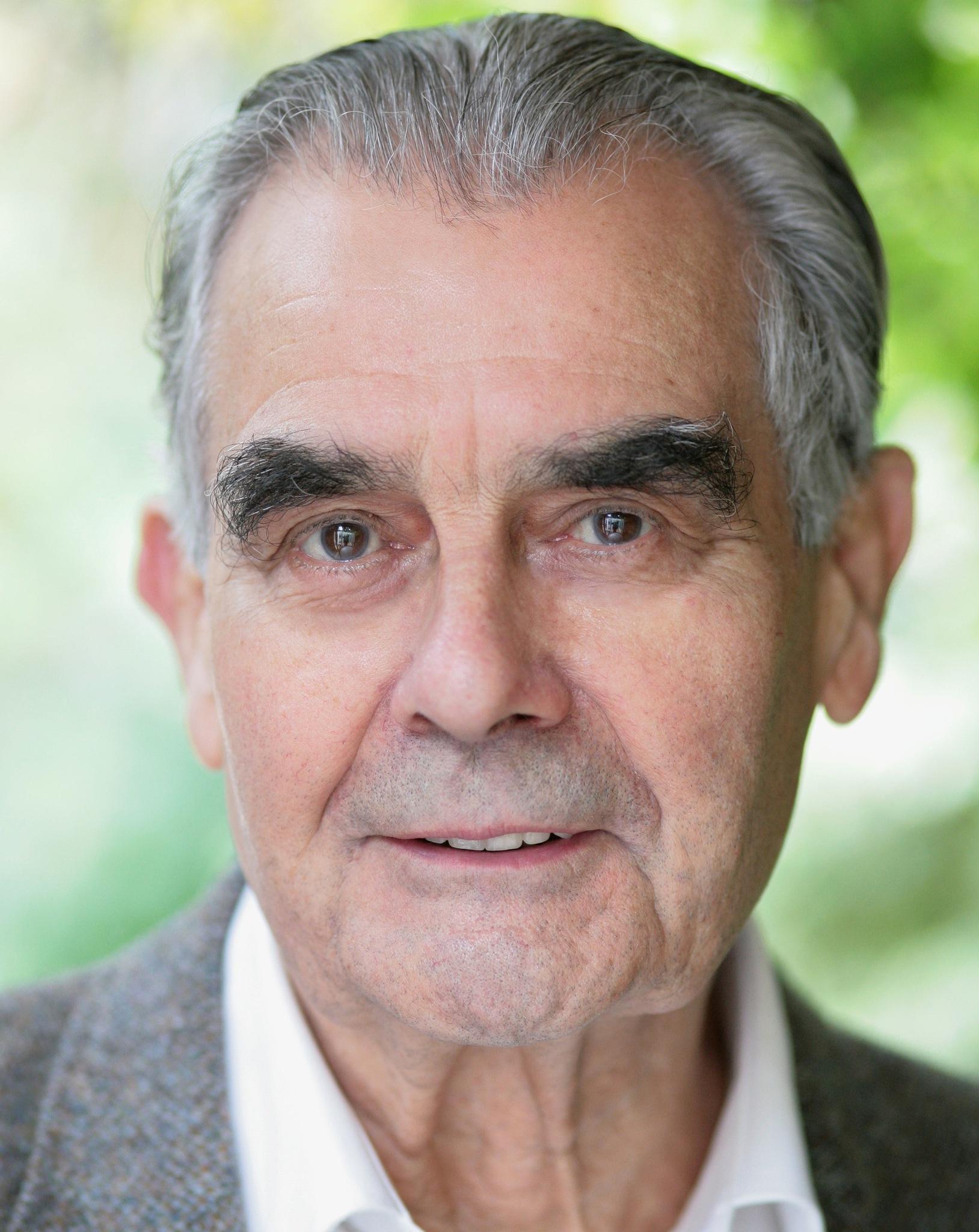 Terence Bayler image