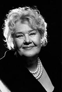 Edith Behleit image