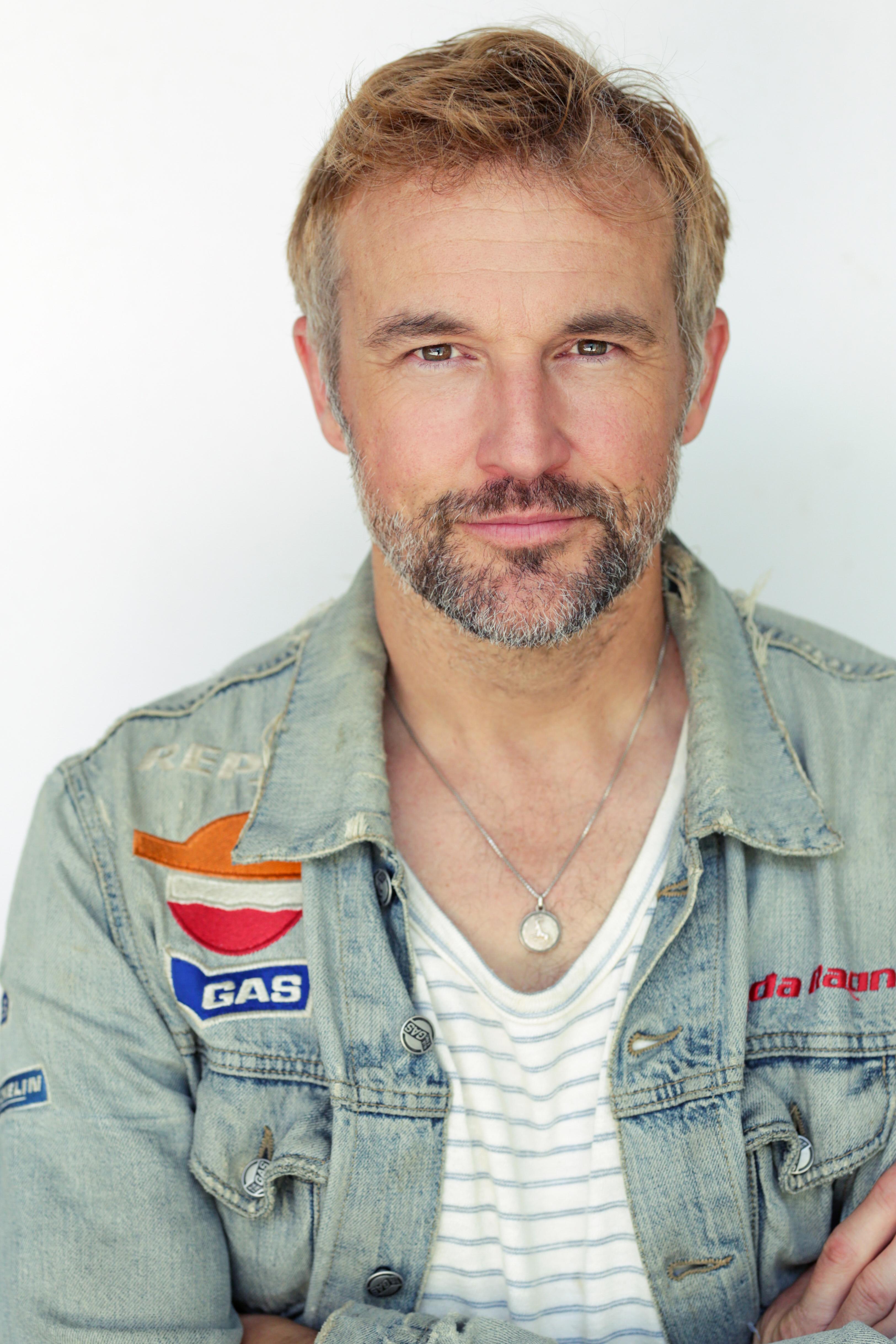 Shaun Benson image