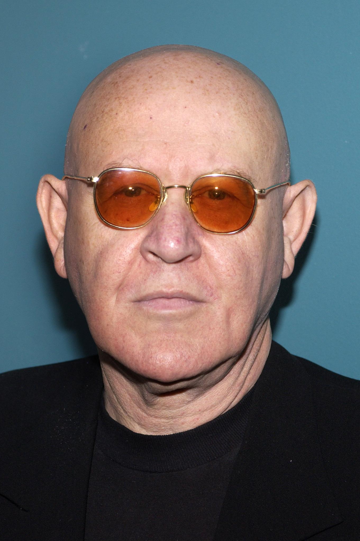 Daniel Benzali image