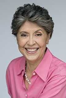Anne Betancourt image
