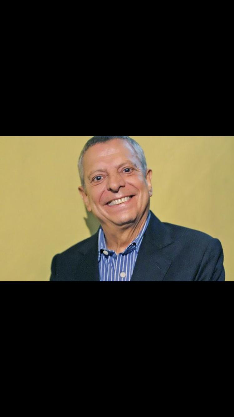 César Bono image