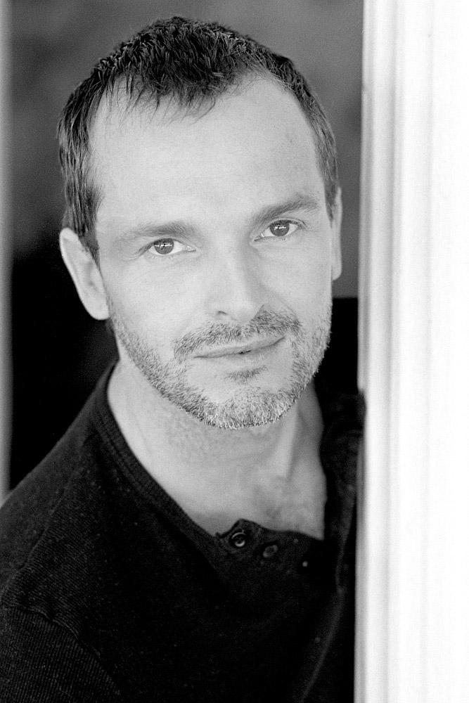Miguel Bosé image