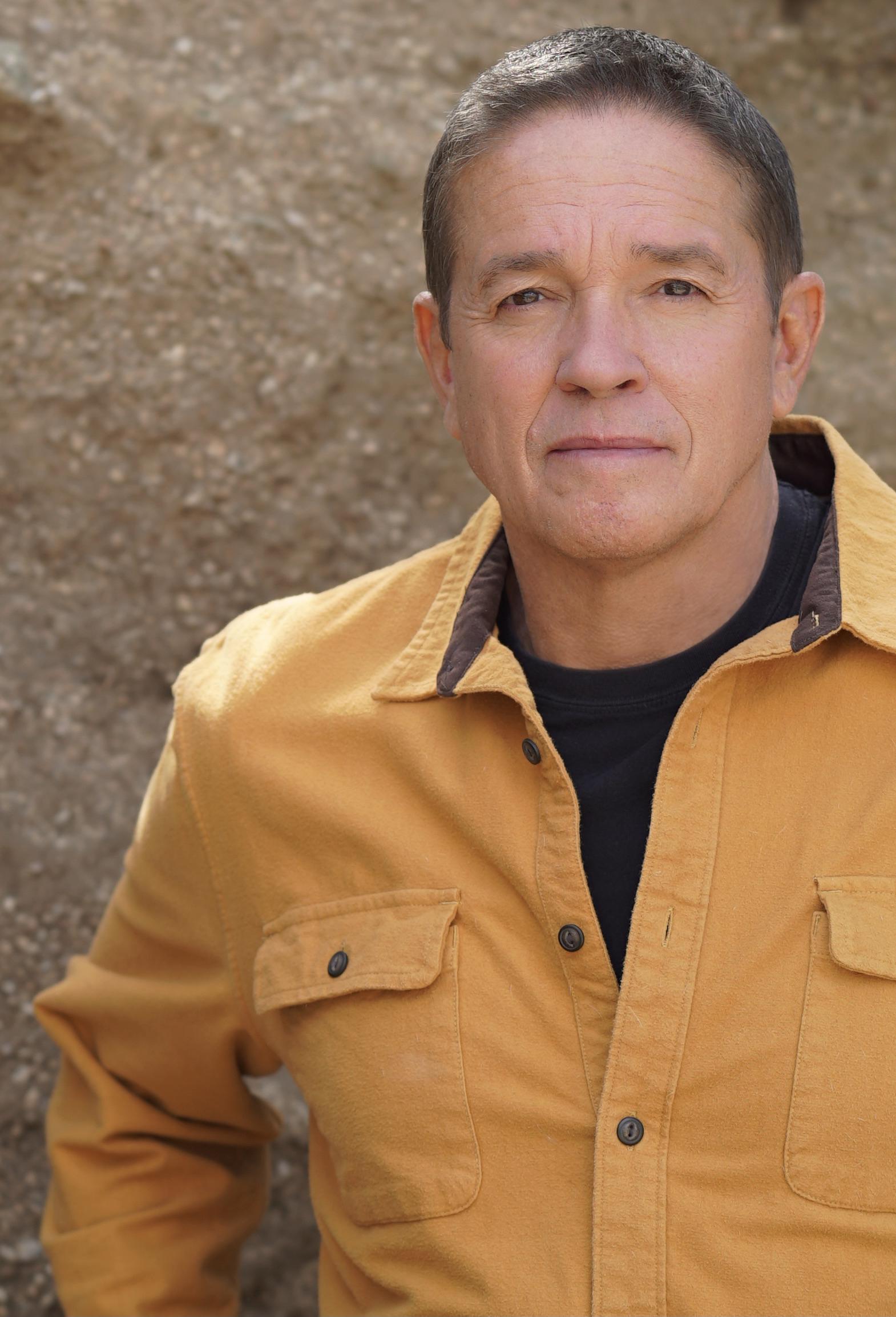 Gil Brenton image