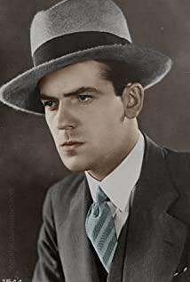 Adam Brodzisz image