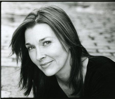 Donna Bullock image