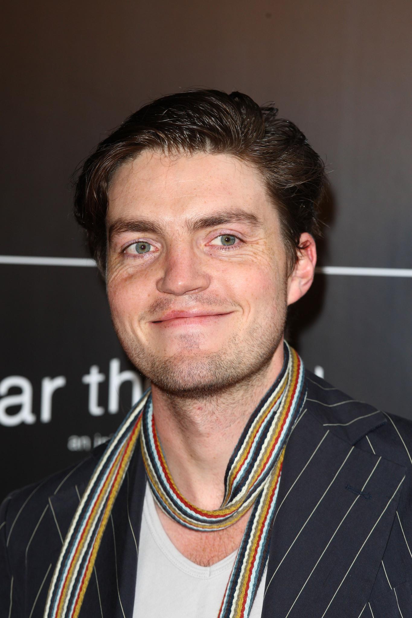 Tom Burke image