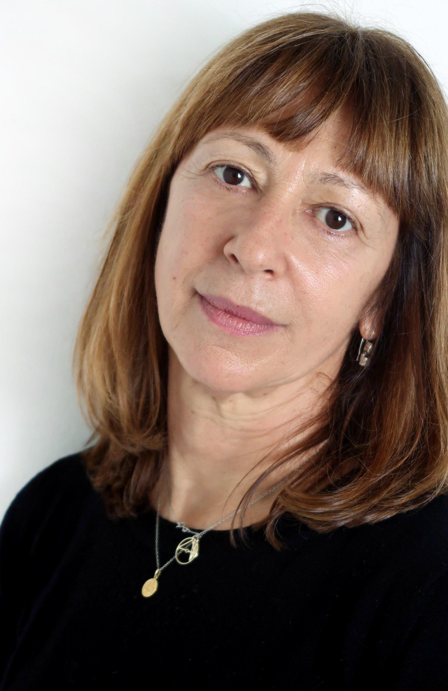 Ana Bustorff image
