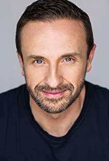 Mitchell Butel image