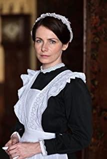 Clare Calbraith image