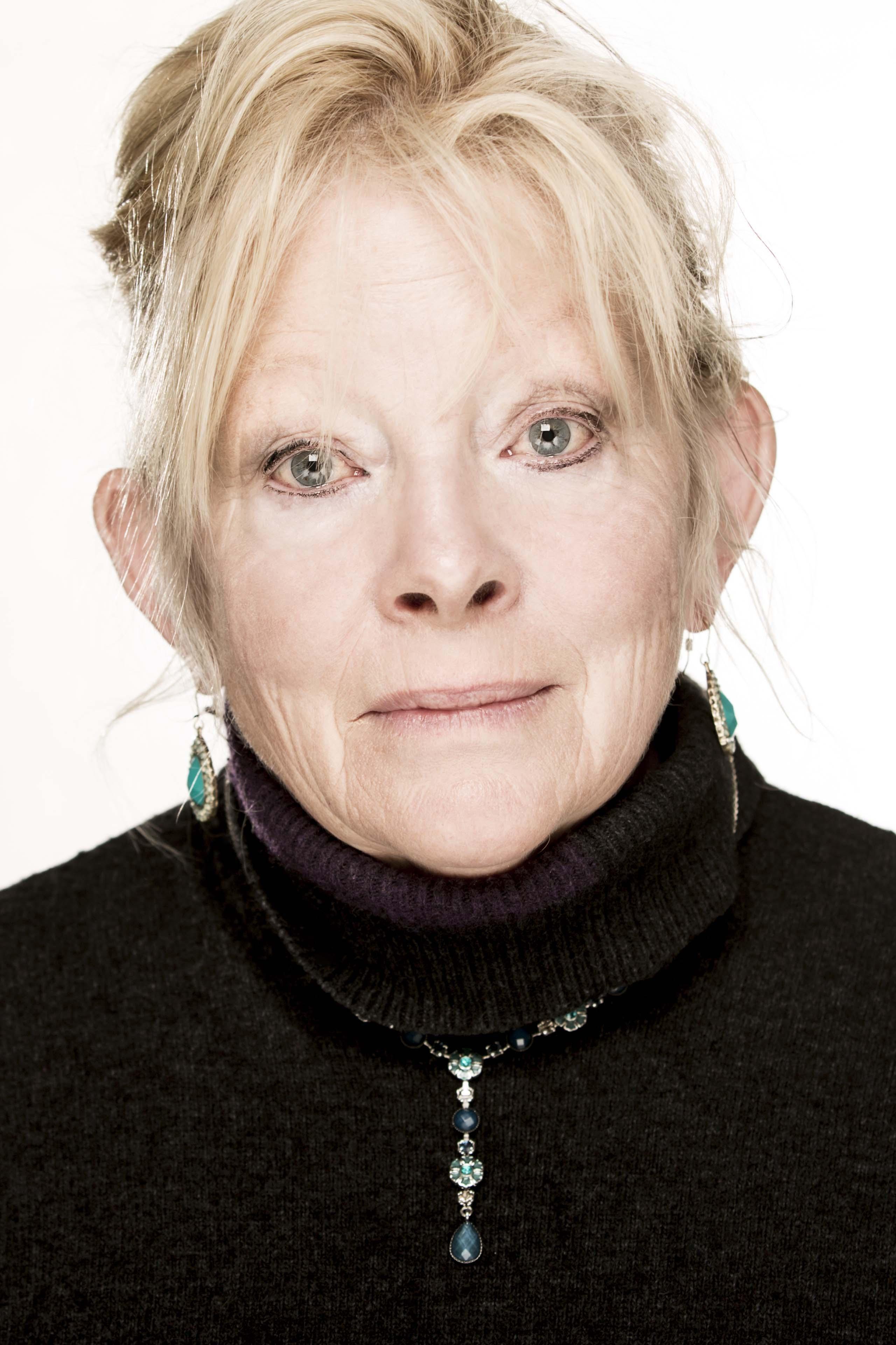 Anna Calder-Marshall image