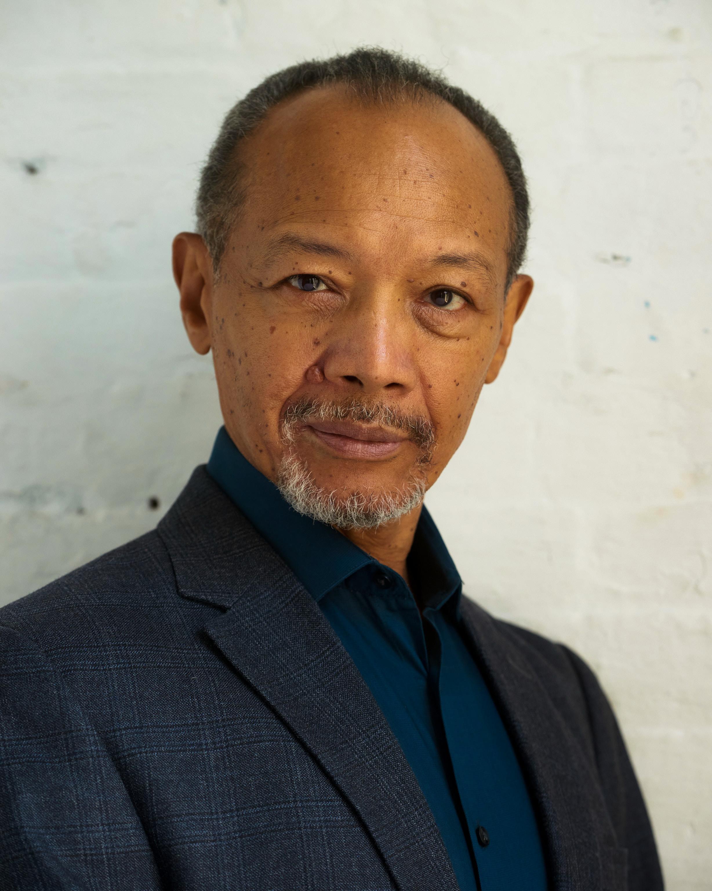 Paul Calderon image