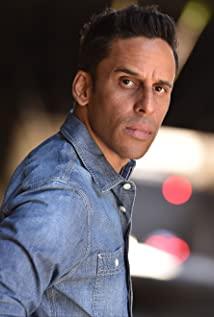 Wilmer Calderon image