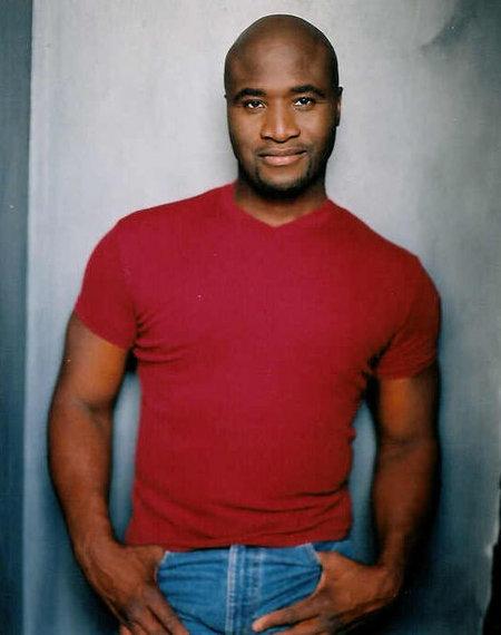 Desmond Campbell image