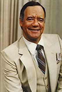 Bobby Capó image