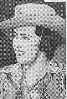Julie Carter image