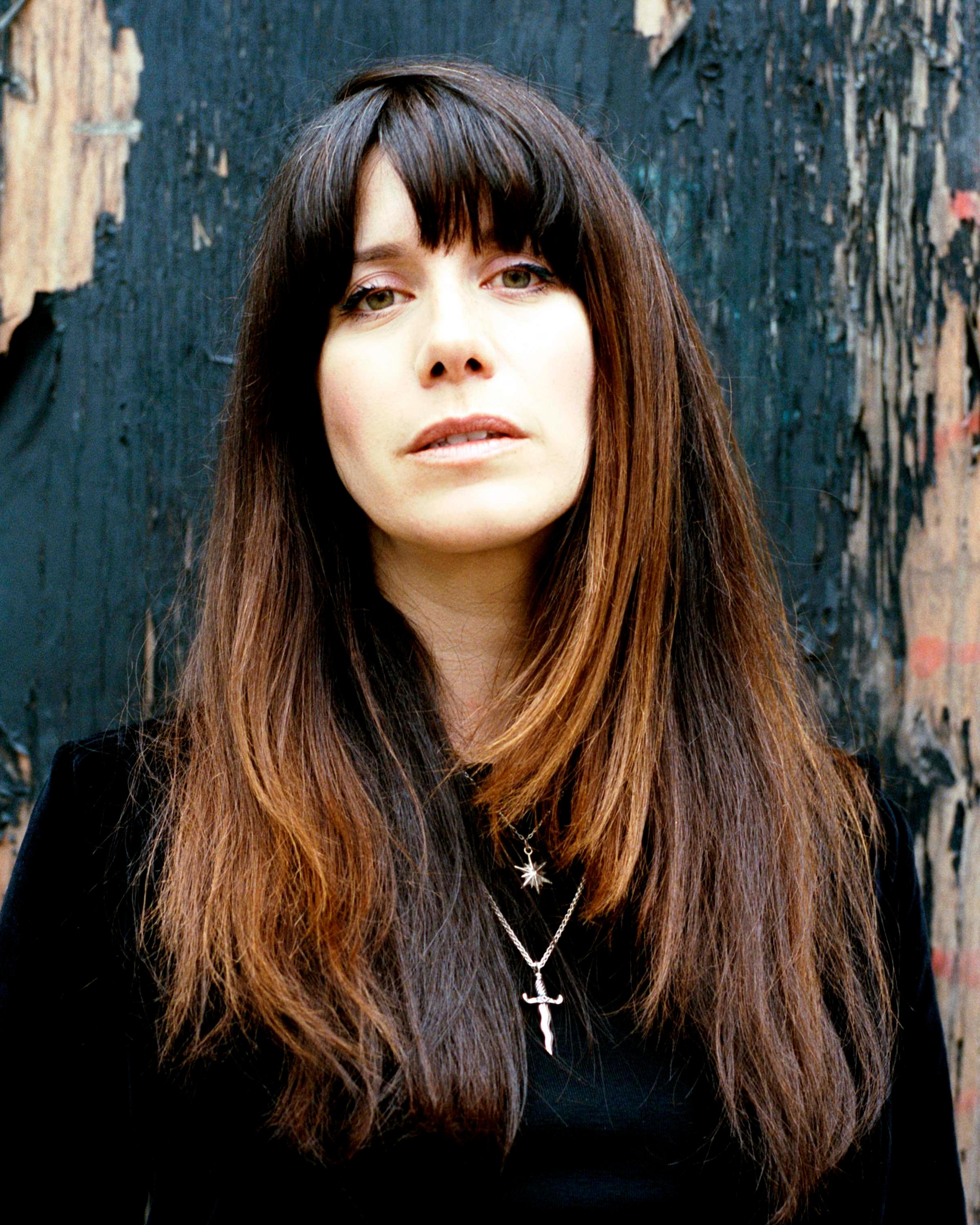 Caroline Catz image