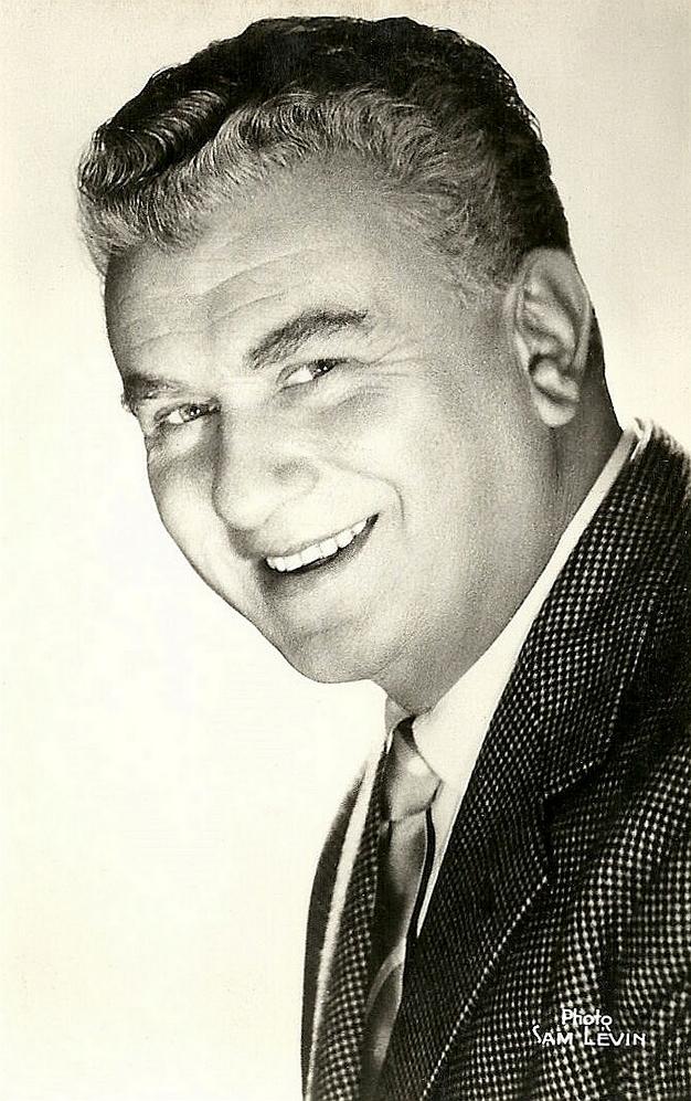Gino Cervi image