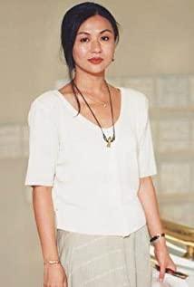 Emily Y. Chang image