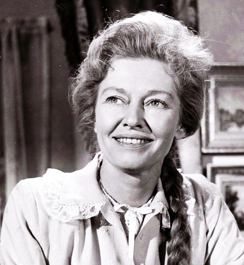 Virginia Christine image