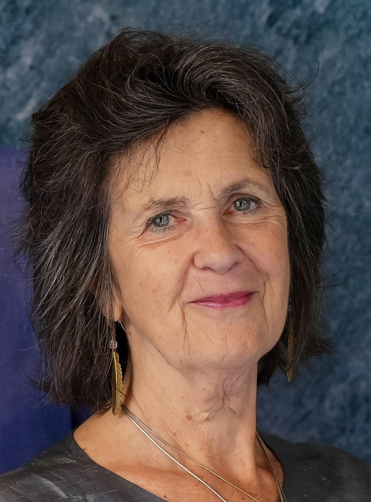 Clare Clifford image