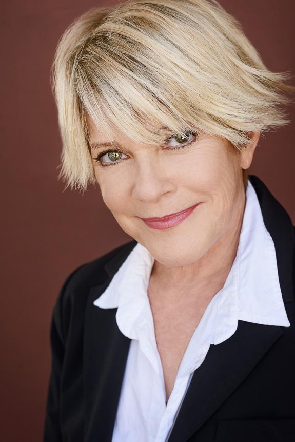 Julie Cobb image