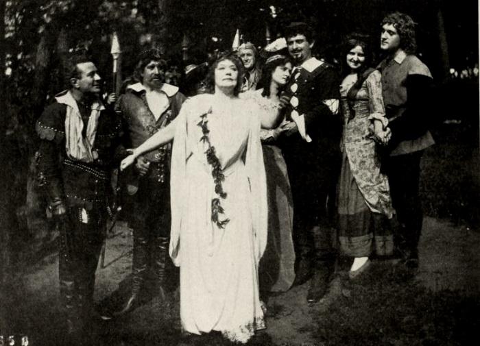 Rose Coghlan image