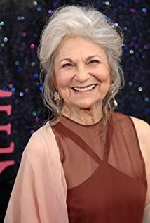 Lynn Cohen image