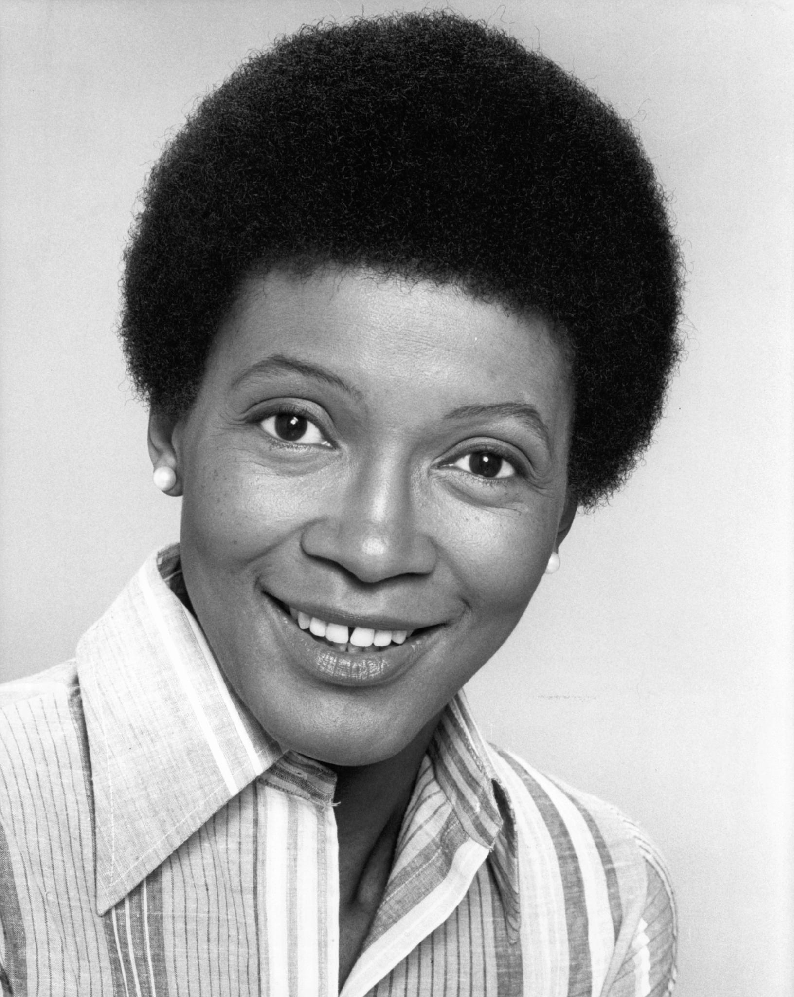 Olivia Cole image