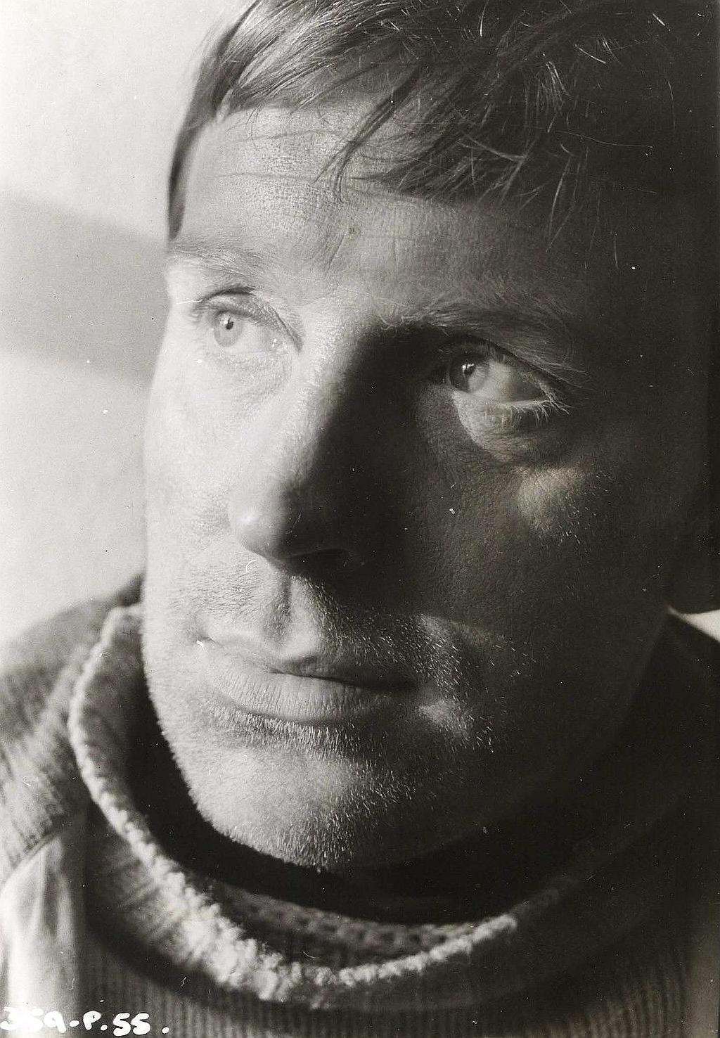 Michael Coles image