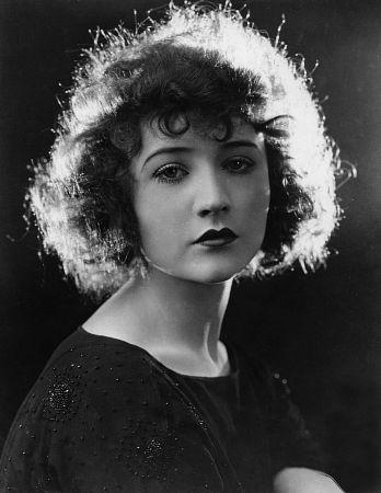 Betty Compson image