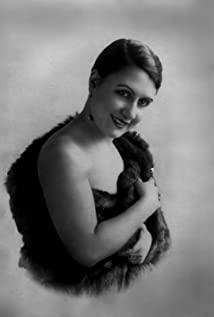 Lea Conti image