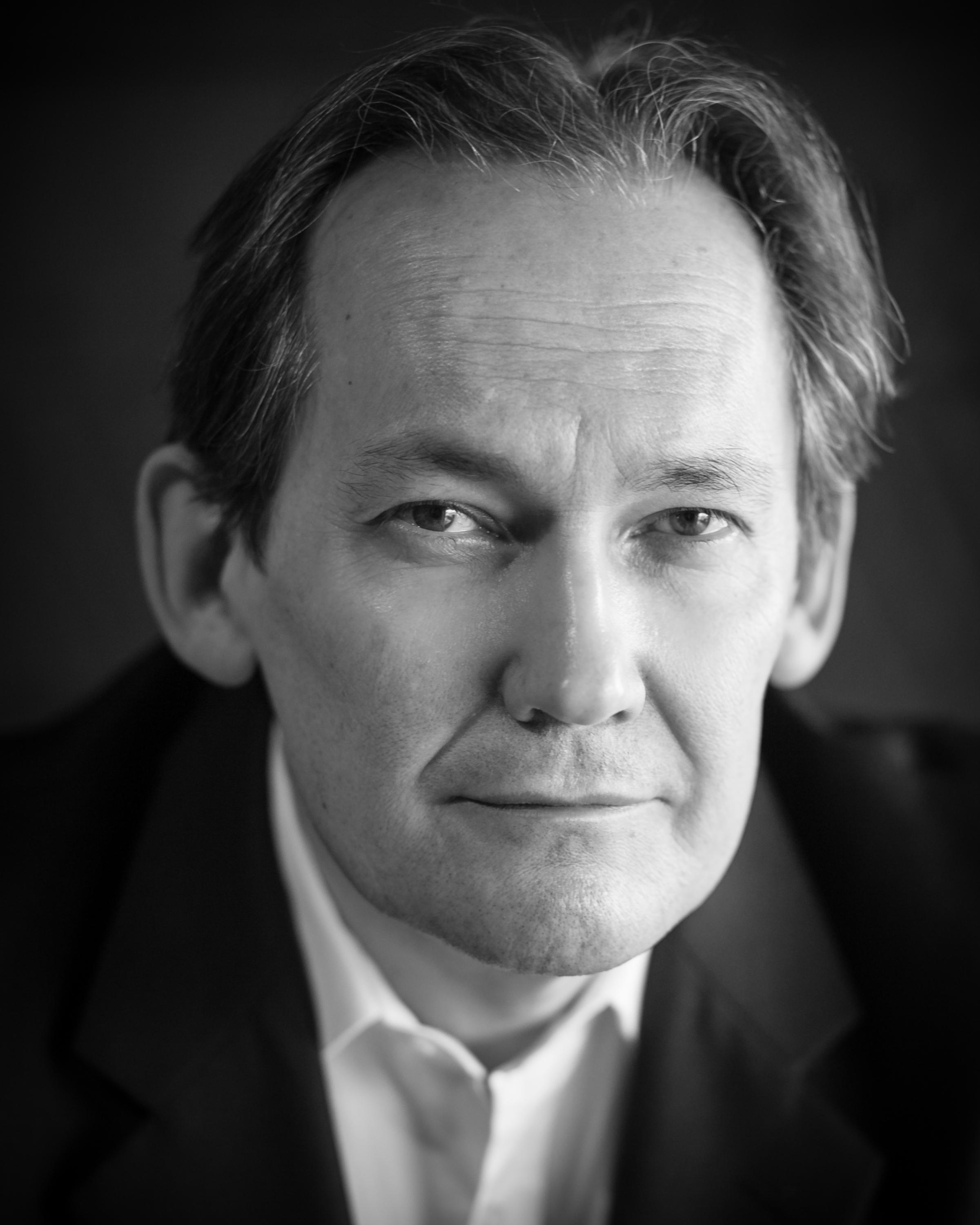 Jonathan Coote image