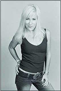 Sue Costello image