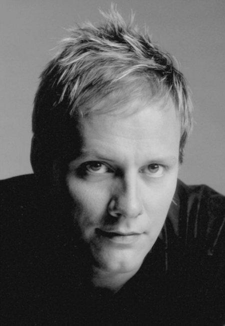 Antony Cotton image