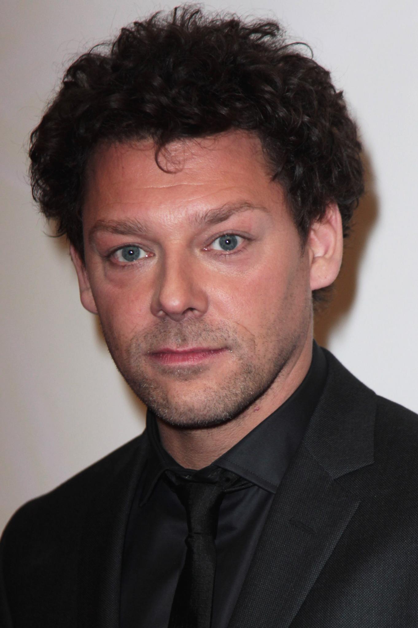 Richard Coyle image