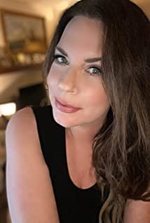 Lisa K. Crosato image