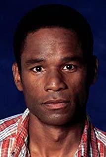 Russell Curry image