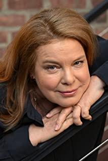 Catherine Curtin image