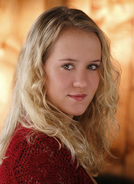 Aria Noelle Curzon image