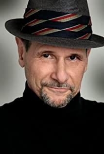 Dan Woren image