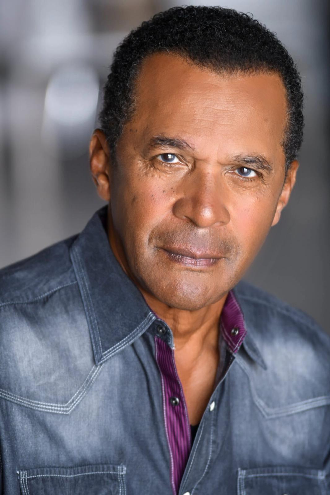 Clifton Davis image
