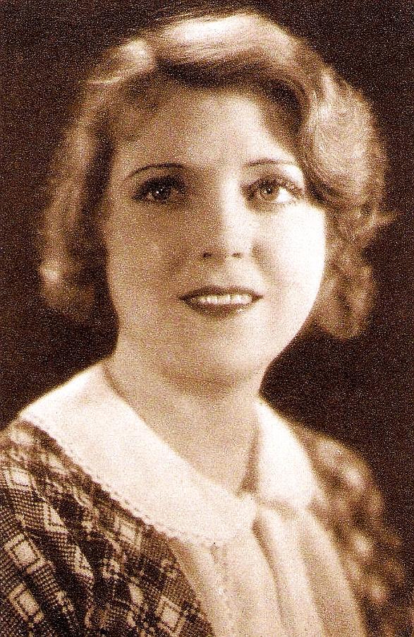 Dolly Davis image