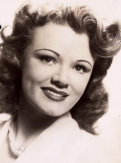 Evelyn Daw image