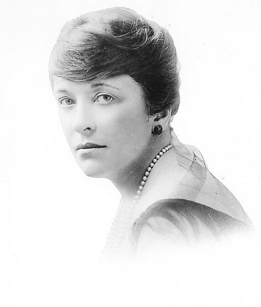 Julia Dean image