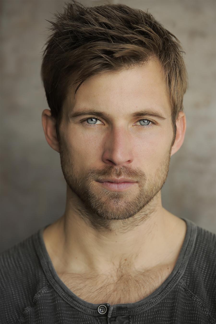 Justin Deeley image