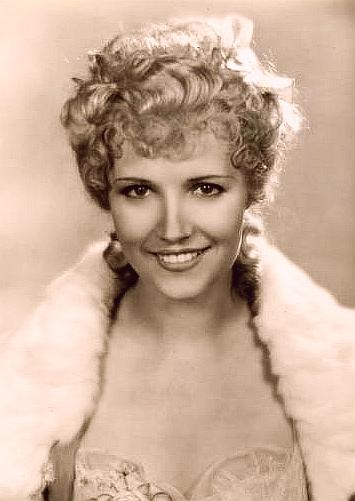 Claudia Dell image