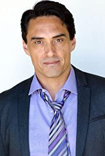 Darrell Dennis image