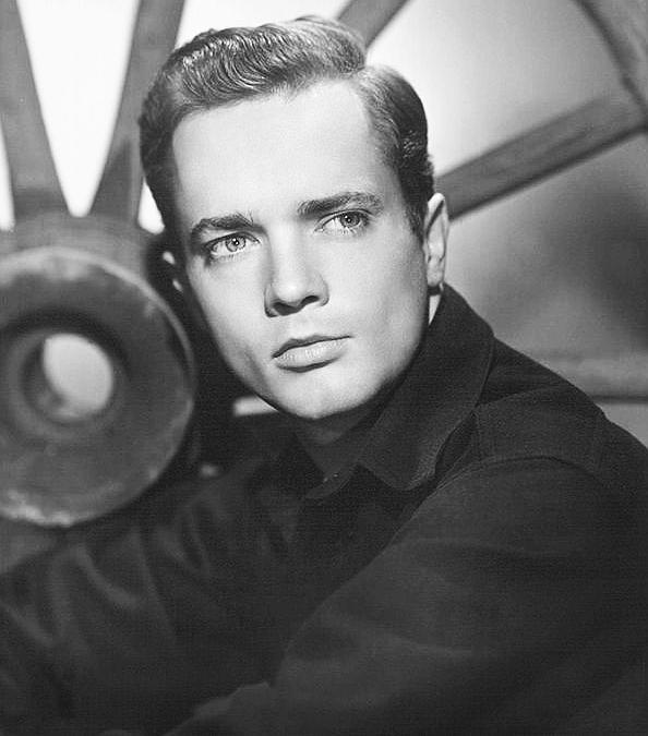 Douglas Dick image